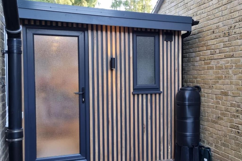 Self-Contained Annex, With Parking. Apartman Sittingbourne Kültér fotó